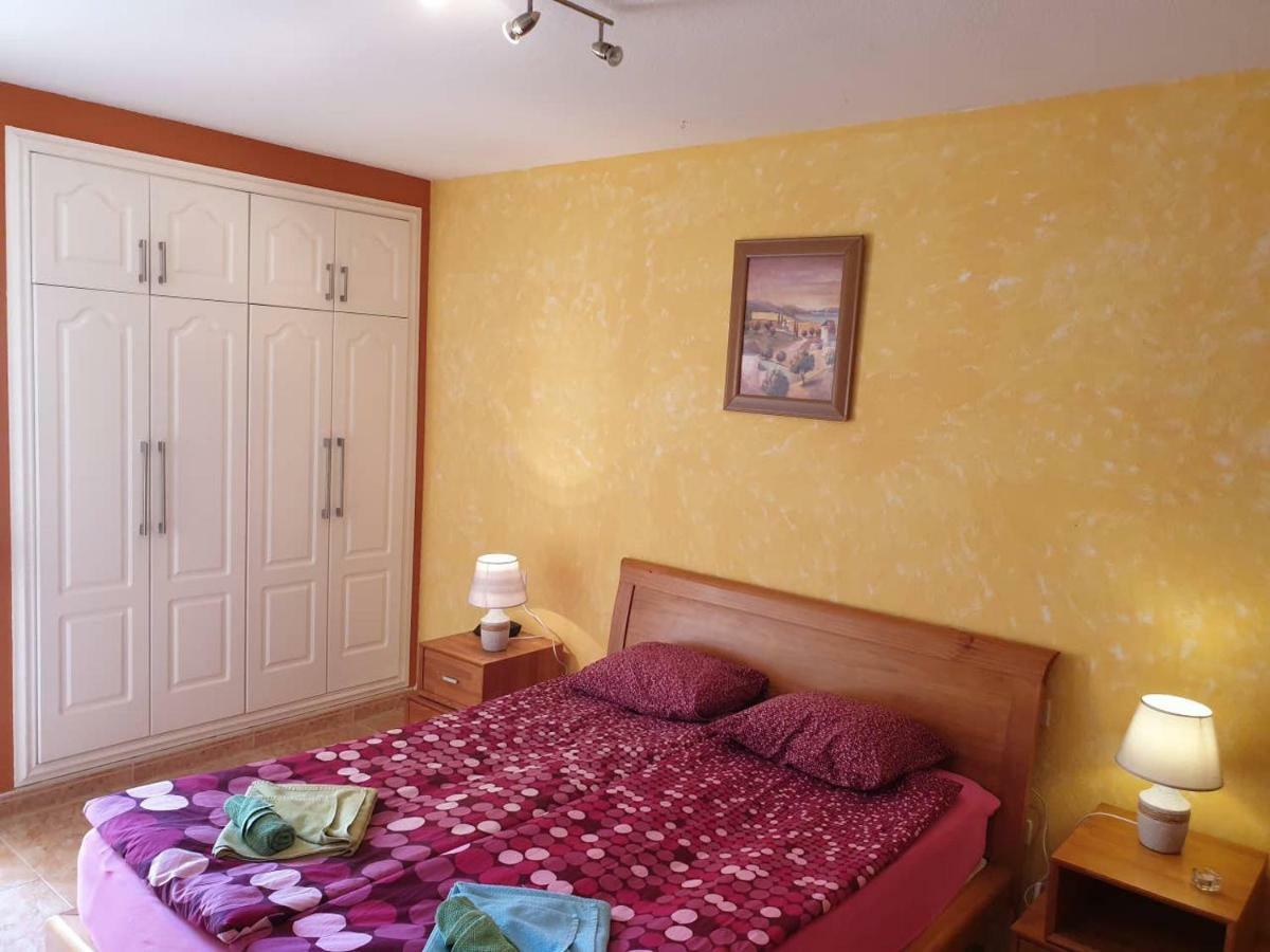 Villa Roque Del Conde With Private Pool, Terrace With Fantastic Sea Views, Wifi, Garden, Garage Adeje Zewnętrze zdjęcie