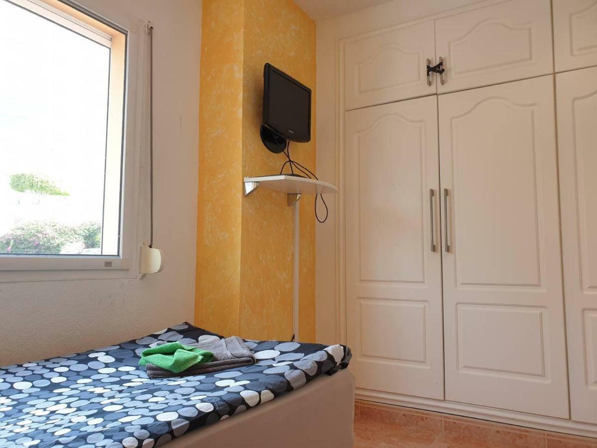 Villa Roque Del Conde With Private Pool, Terrace With Fantastic Sea Views, Wifi, Garden, Garage Adeje Zewnętrze zdjęcie