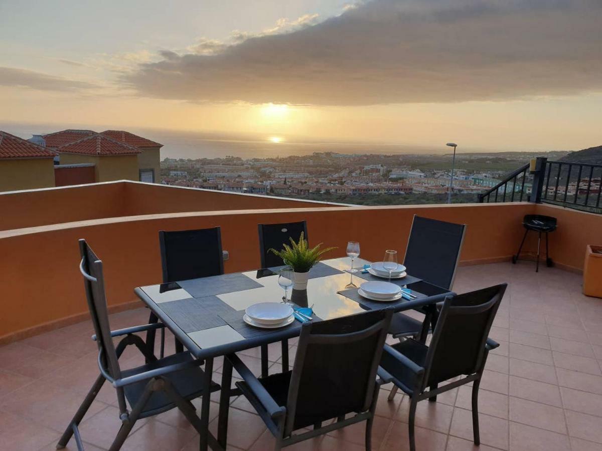 Villa Roque Del Conde With Private Pool, Terrace With Fantastic Sea Views, Wifi, Garden, Garage Adeje Zewnętrze zdjęcie